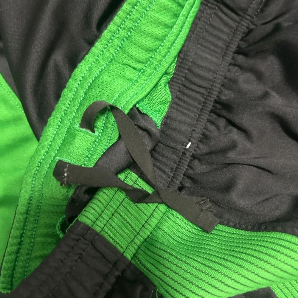 Nike Oregon Ducks Dri-FIT Athletic Shorts Mens Medium Black Green Colorblock
